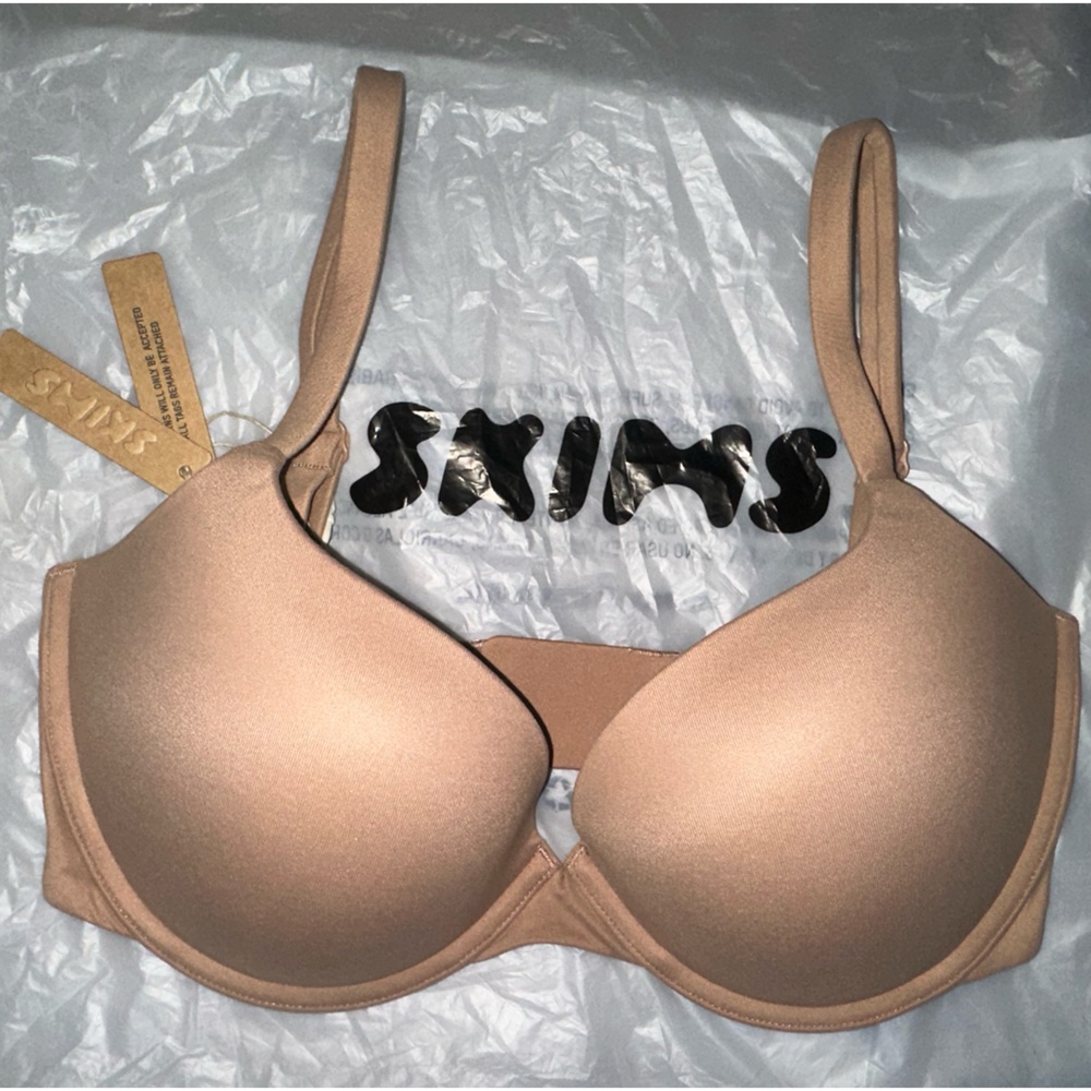 SKIMS Fits Everybody Push-up Bra